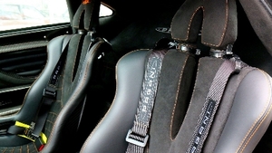 Nero Alcantara / Leather - Arancio StitchingInterior image