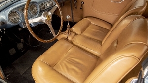 Brown LeatherInterior image