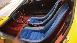 Nero AlcantaraInterior image