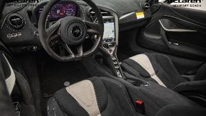 Carbon Black / Dove Grey Alcantara - Dove Grey StitchingInterior image