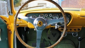 Green LeatherInterior image