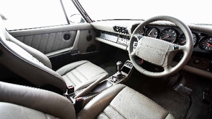 Light Grey LeatherInterior image