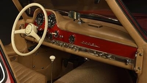 Tan LeatherInterior image