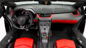 Nero Cosmus / Rosso Alala Leather - Nero / Rosso StitchingInterior image