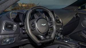 Black Leather - Yellow StitchingInterior image