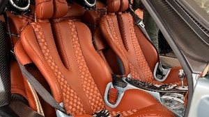 Brown / Beige LeatherInterior image