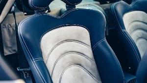Dark Blue Leather / Light Blue AlcantaraInterior image