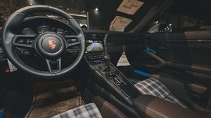 Brown LeatherInterior image