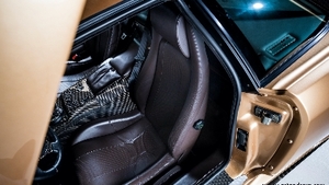 Marrone LeatherInterior image