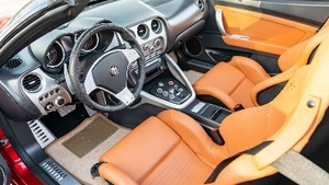 Black / Red Leather - Red StitchingInterior image