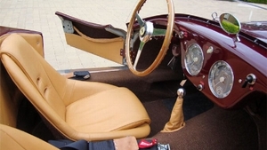 Tan Connolly LeatherInterior image