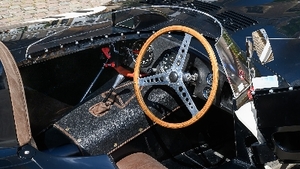 Red LeatherInterior image