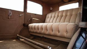 Black LeatherInterior image
