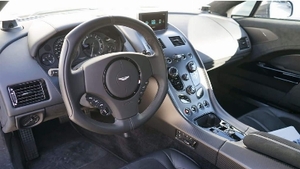 Obsidian Black Leather / Pure Black AlcantaraInterior image