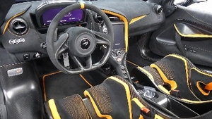 Carbon Black / McLaren Orange AlcantaraInterior image