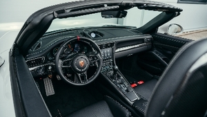 Black Leather - Grey StitchingInterior image