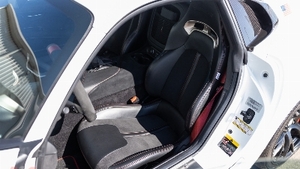 Black Leather / Alcantara - Red StitchingInterior image