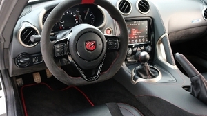 Black Leather / Alcantara - Red StitchingInterior image