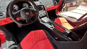 Black / Red Alcantara - Red StitchingInterior image