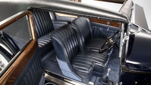 Dark Blue LeatherInterior image