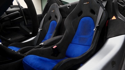 Black / Blue AlcantaraInterior image