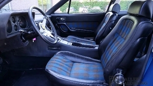 Black Leather / Blue ClothInterior image