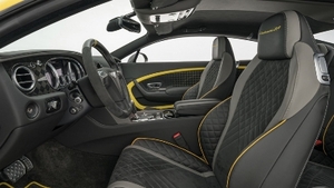 Black / Grey Alcantara - Yellow PipingInterior image