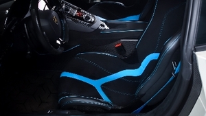 Black Alcantara - Blu Cepheus Stitching / PipingInterior image