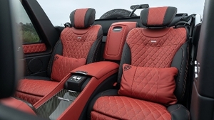 Designo Black / Classic Red Leather - Classic Red StitchingInterior image