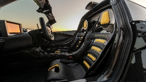 Black / Yellow LeatherInterior image