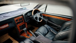 Black LeatherInterior image