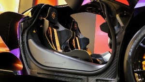 Black Alcantara - Orange Stitching / AccentsInterior image