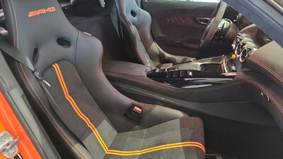 Black Exclusive Nappa Leather / DINAMICAInterior image