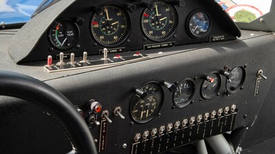 Black LeatherInterior image