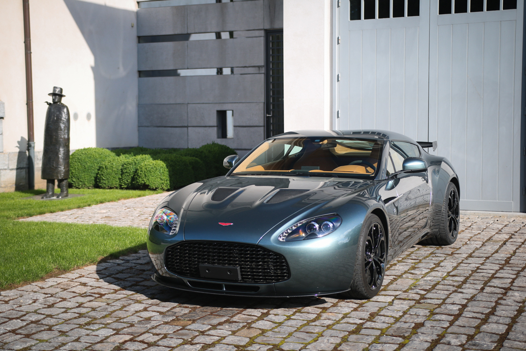 ECR - Aston Martin V12 Zagato details