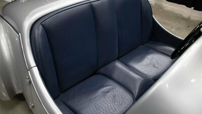 Dark Blue Ostrich LeatherInterior image