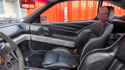 Nero Leather - Grigio PipingInterior image