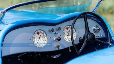 Dark Blue LeatherInterior image