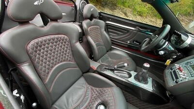 Black Leather - Red Diamond StitchingInterior image