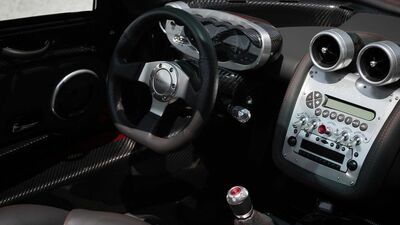 Black Leather - Red Diamond StitchingInterior image