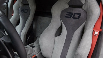 Light Grey AlcantaraInterior image