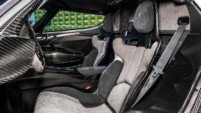 Anthracite Alcantara / Desiato AlcantaraInterior image