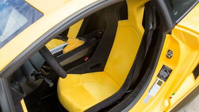 Nero / Giallo Leather - Giallo StitchingInterior image