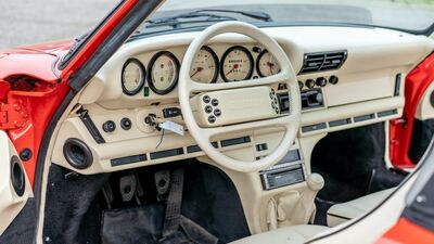 White / Blue Leather - Blue AlcantaraInterior image