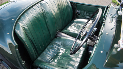 Green LeatherInterior image