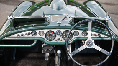 Green LeatherInterior image