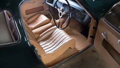 Tan LeatherInterior image