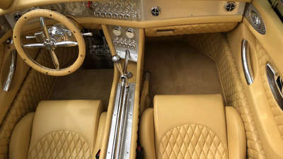 Beige Hulshof LeatherInterior image