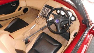 Beige LeatherInterior image