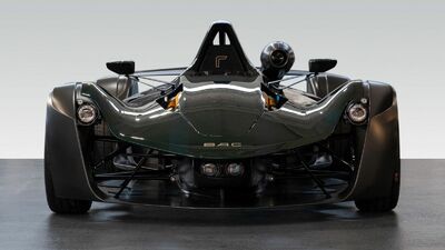 British Racing Green / Green Carbon FiberColor image